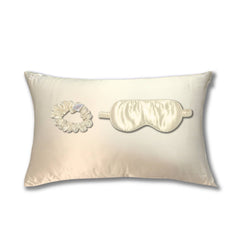 Silk closet ivory pillowcase set including eye mask and scrunchie. Perfect for beauty sleep