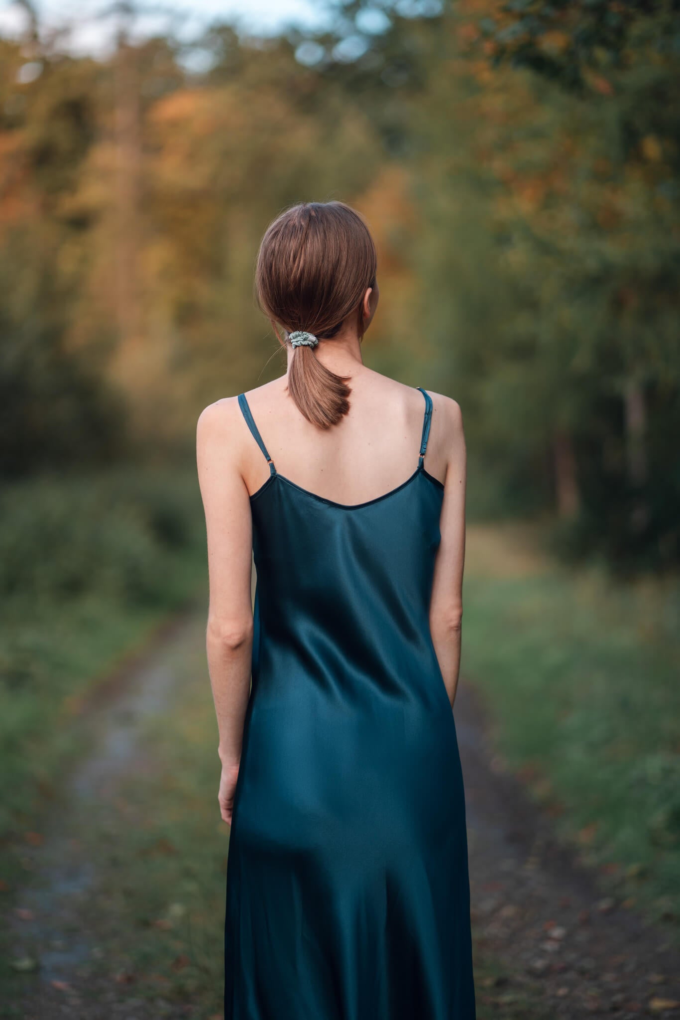 Silk Closet navy blue pure silk slip dress.  90s cami dress. Back view.